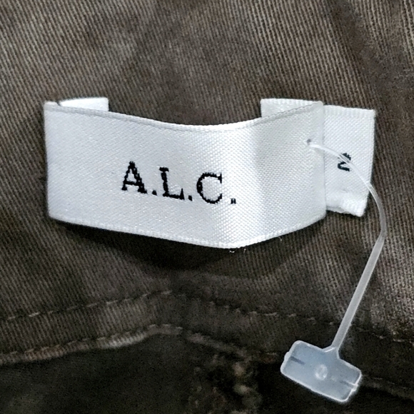 A.L.C Zander On Duty Army Zip Front Pants Sz 2 Retails $360Chrissy Teigen 🚨BOGO - Picture 8 of 9